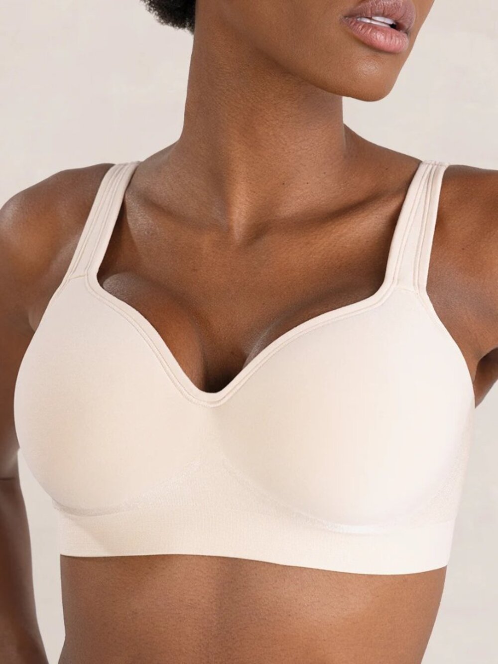 NEW Truekind Supportive Comfort Wireless Shaping Bra Chai Size LARGE